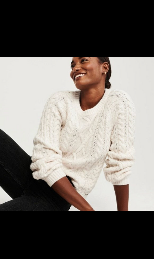 Abercrombie & Fitch Cable Knit Sweater