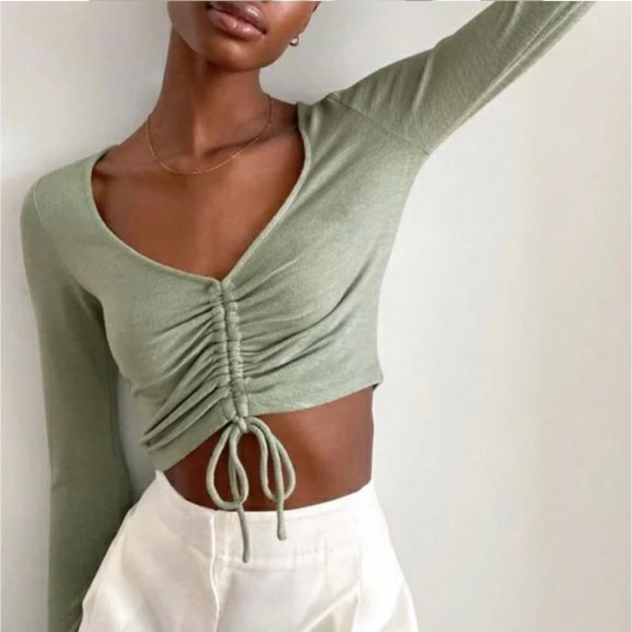 Aritzia Wilfred Free Long Sleeve Crop Top