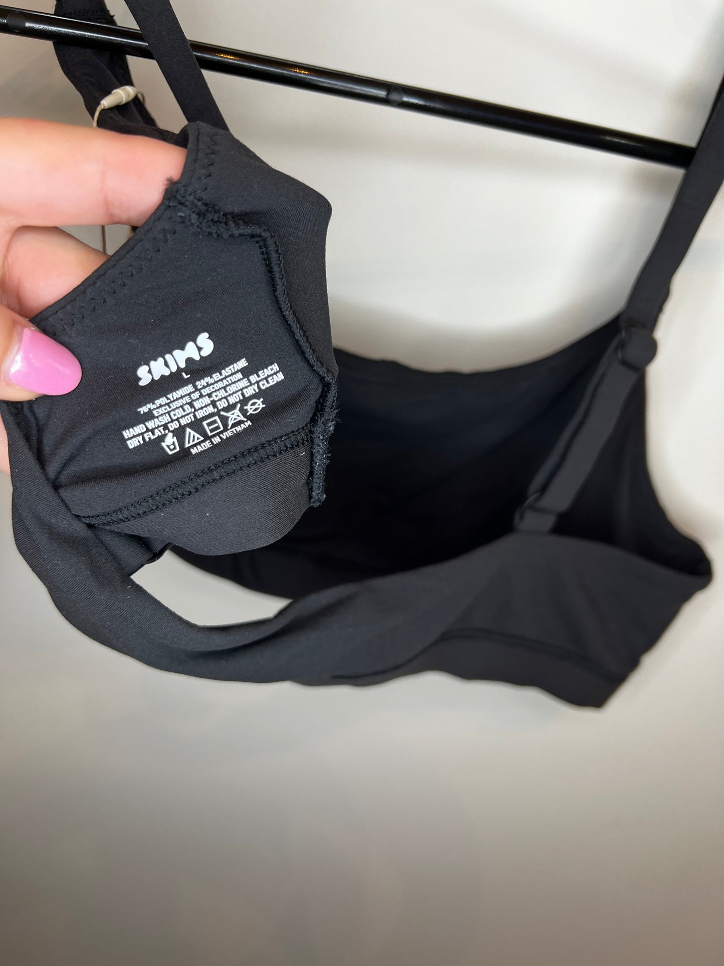 SKIMS Black Scoopneck Bralette