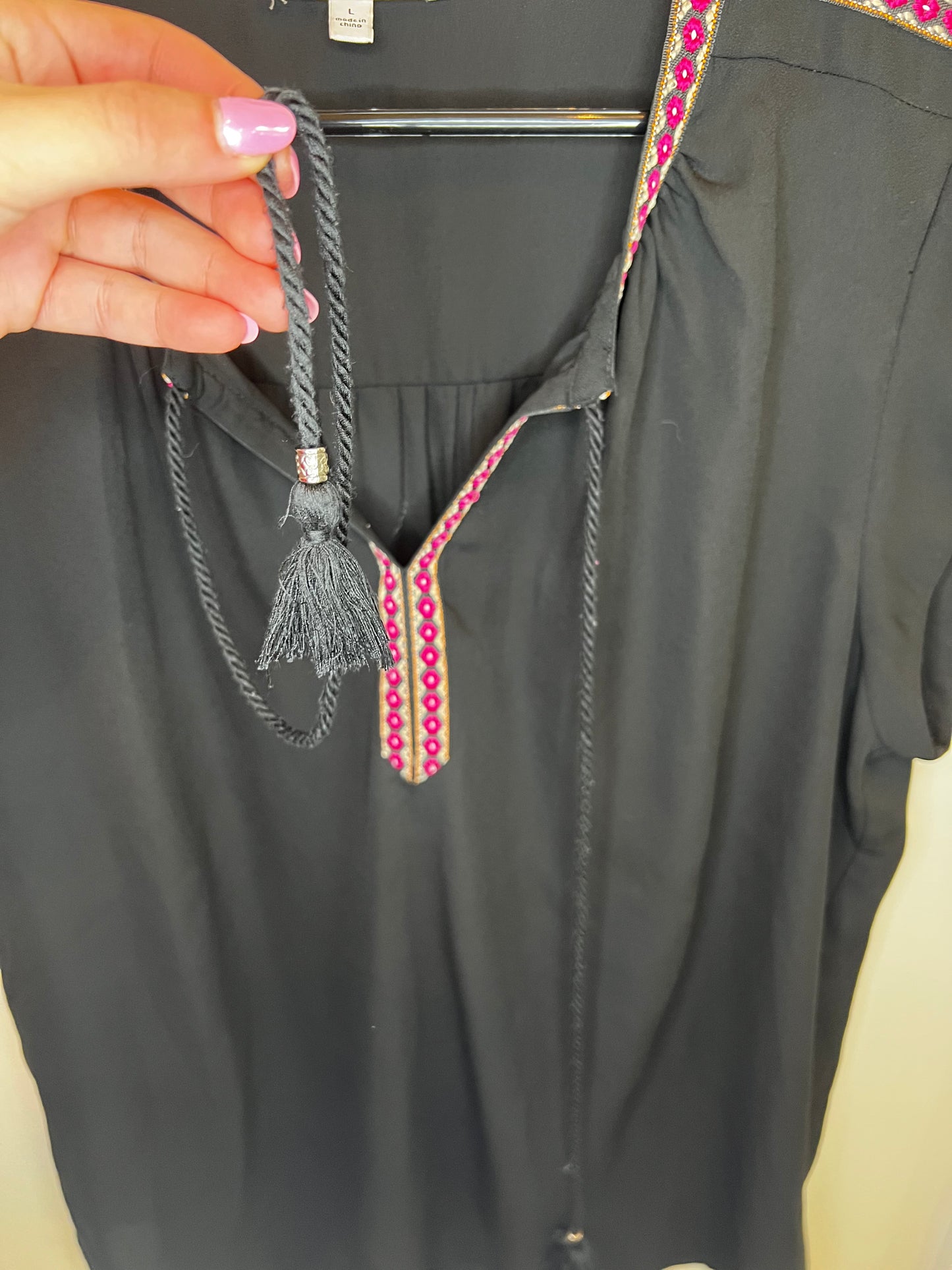 DR2 (Daniel Rainn) Short sleeve Tie Front Top