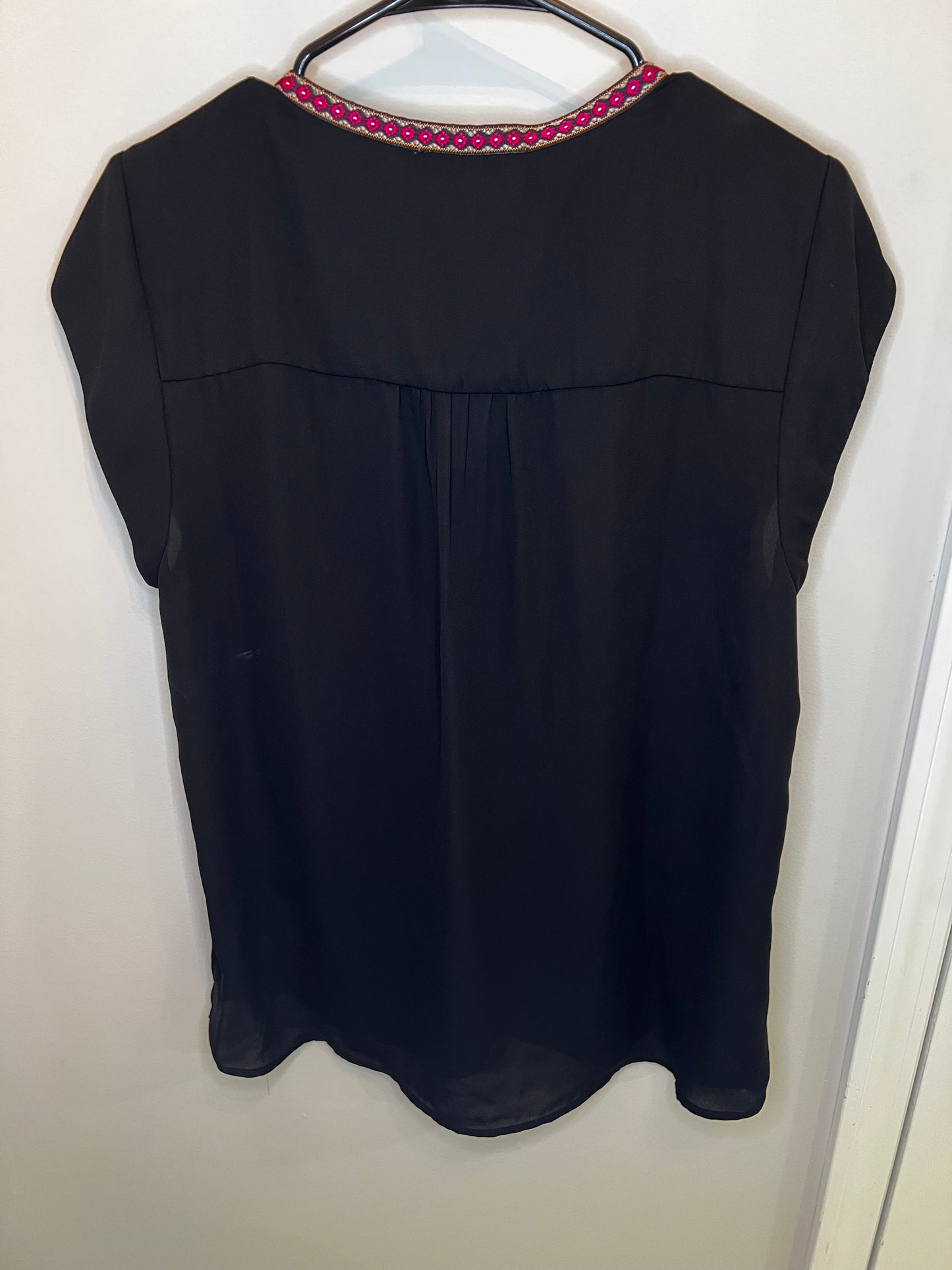 DR2 (Daniel Rainn) Short sleeve Tie Front Top