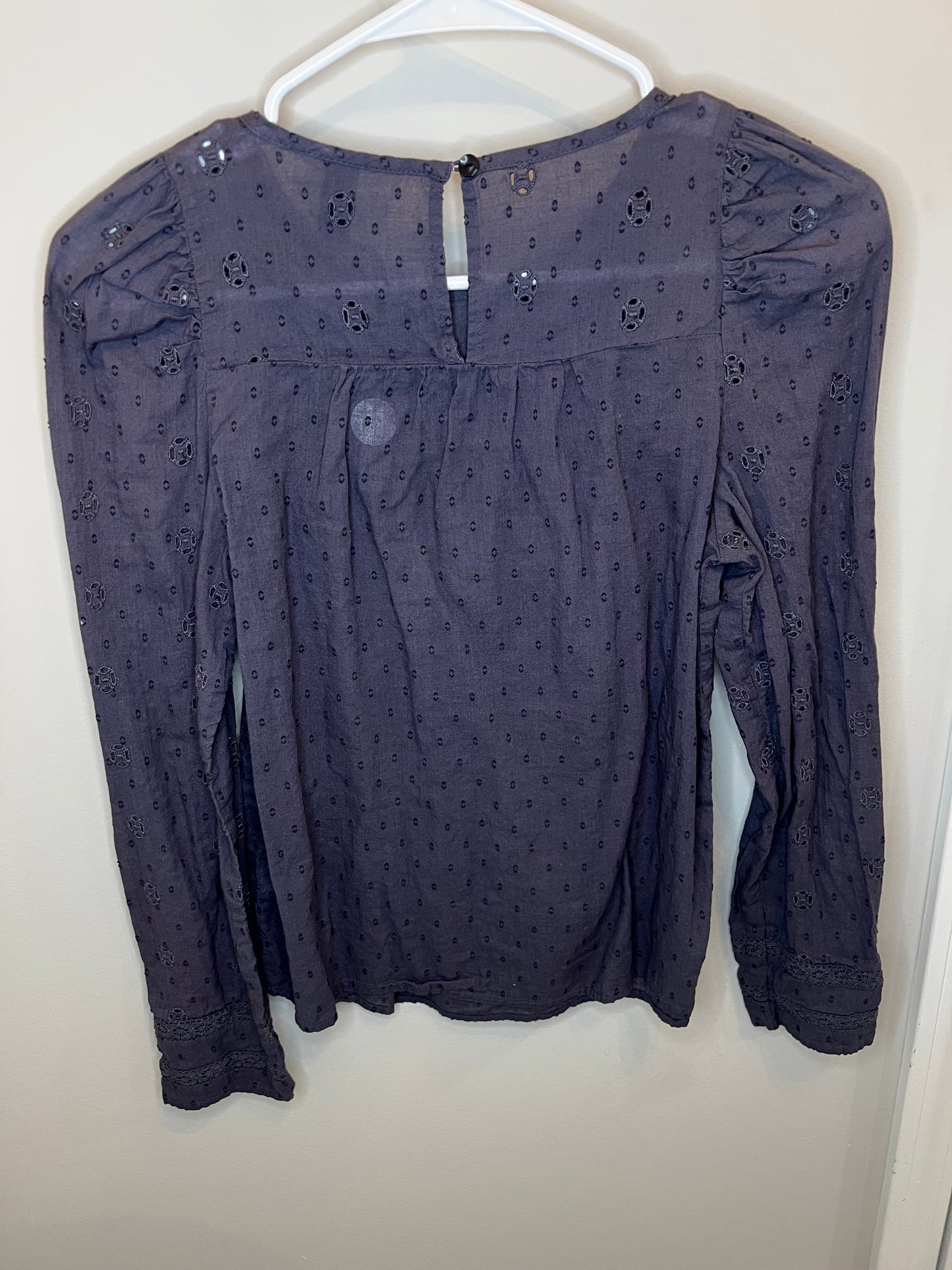 Universal Thread Navy Eyelet Lace Long Sleeve