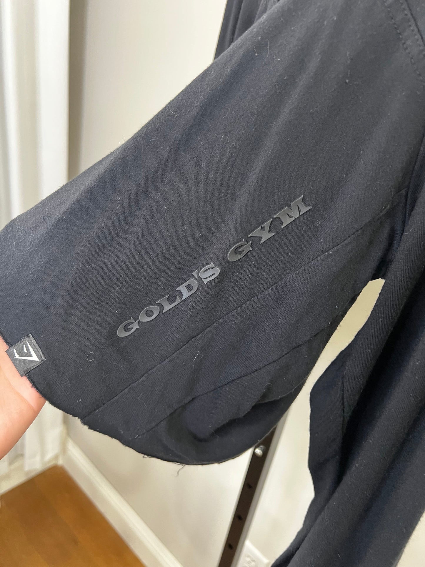GymShark X Golds Gym Cropped Hoodie- M