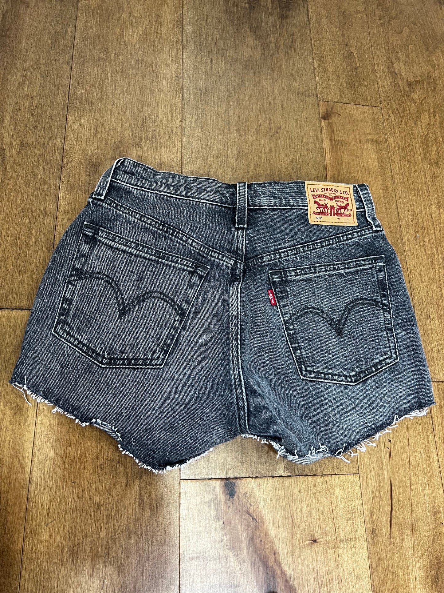 Levi's 501 Black Wash Cutoff Denim Shorts- Sz 26