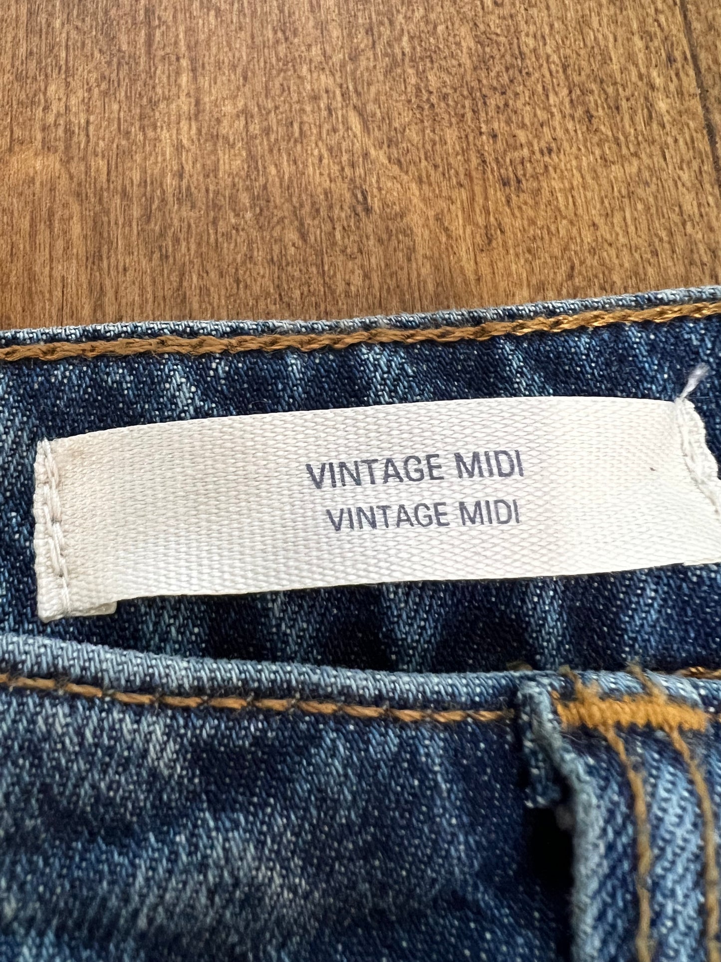 Universal Thread Vintage Midi Denim Short- Sz 12