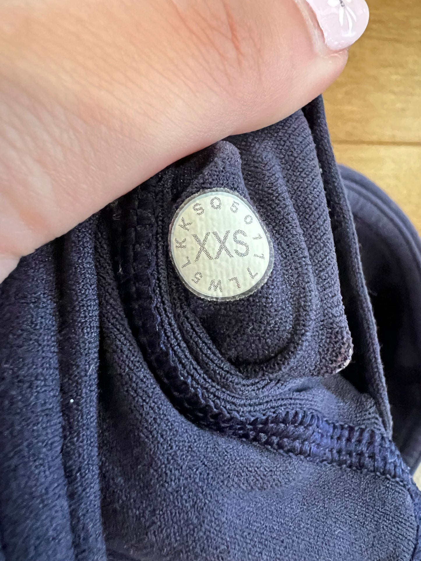 Lululemon Reveal 7/8 Tight- Sz XXS