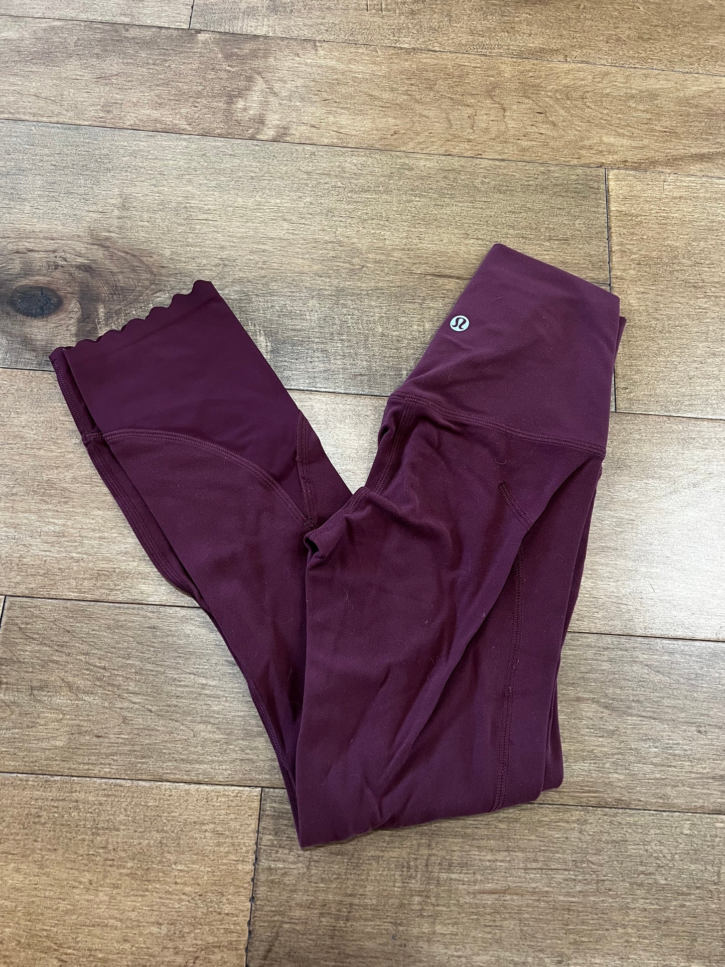 Lululemon Align Scalloped Crop Legging- Sz 0