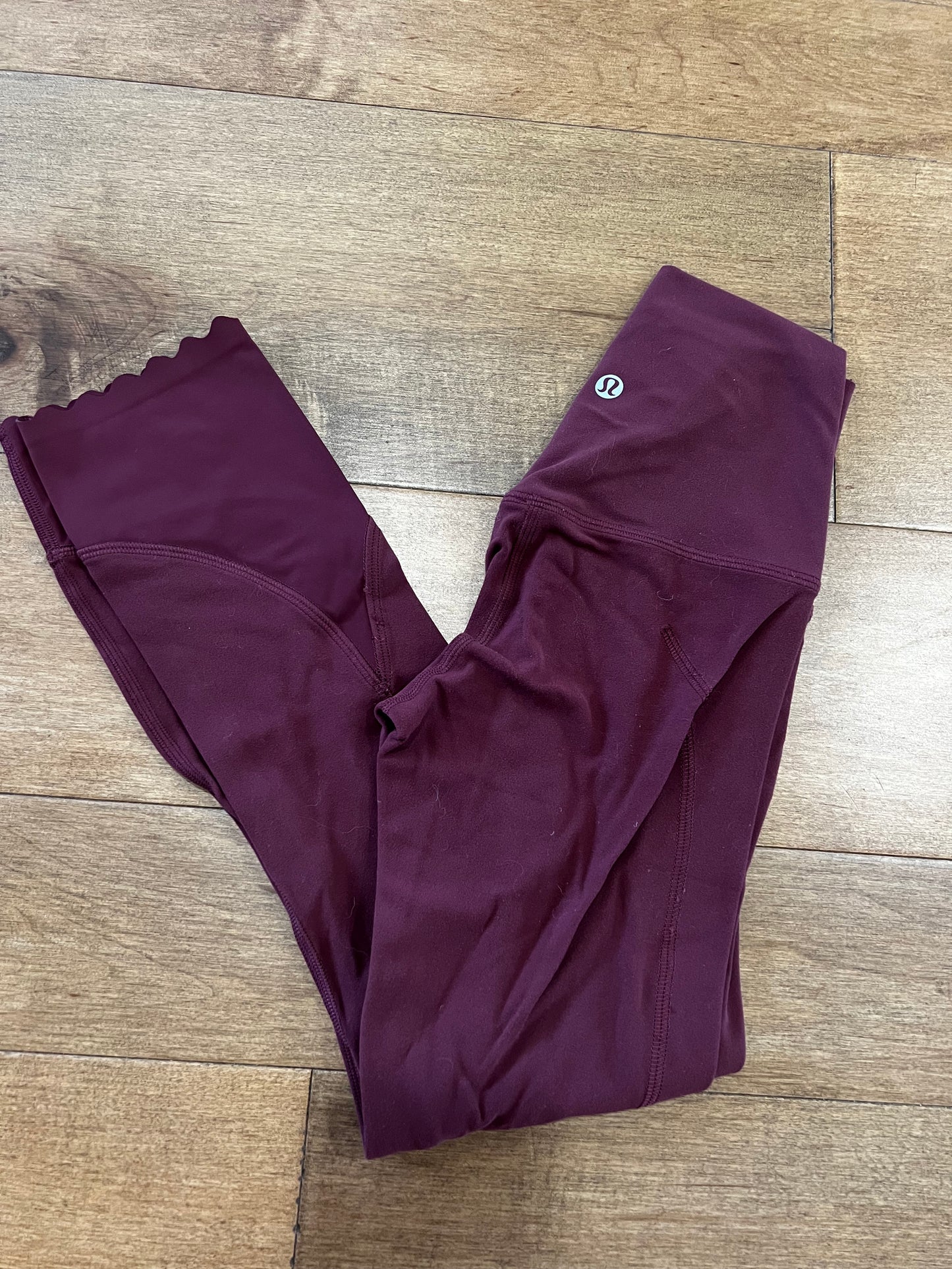 Lululemon Align Scalloped Crop Legging- Sz 0