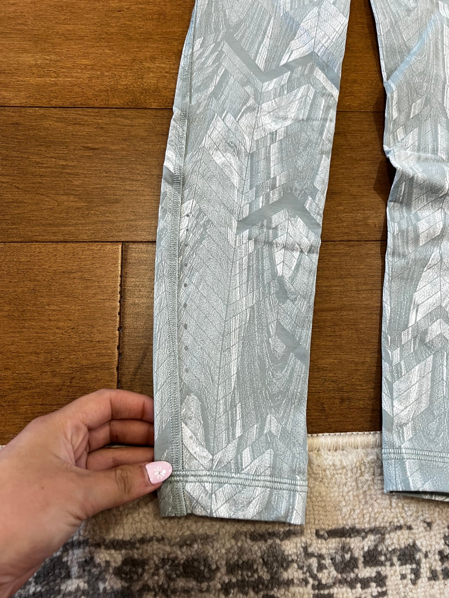 Lululemon Swift Speed High Rise Tight- Sz 0