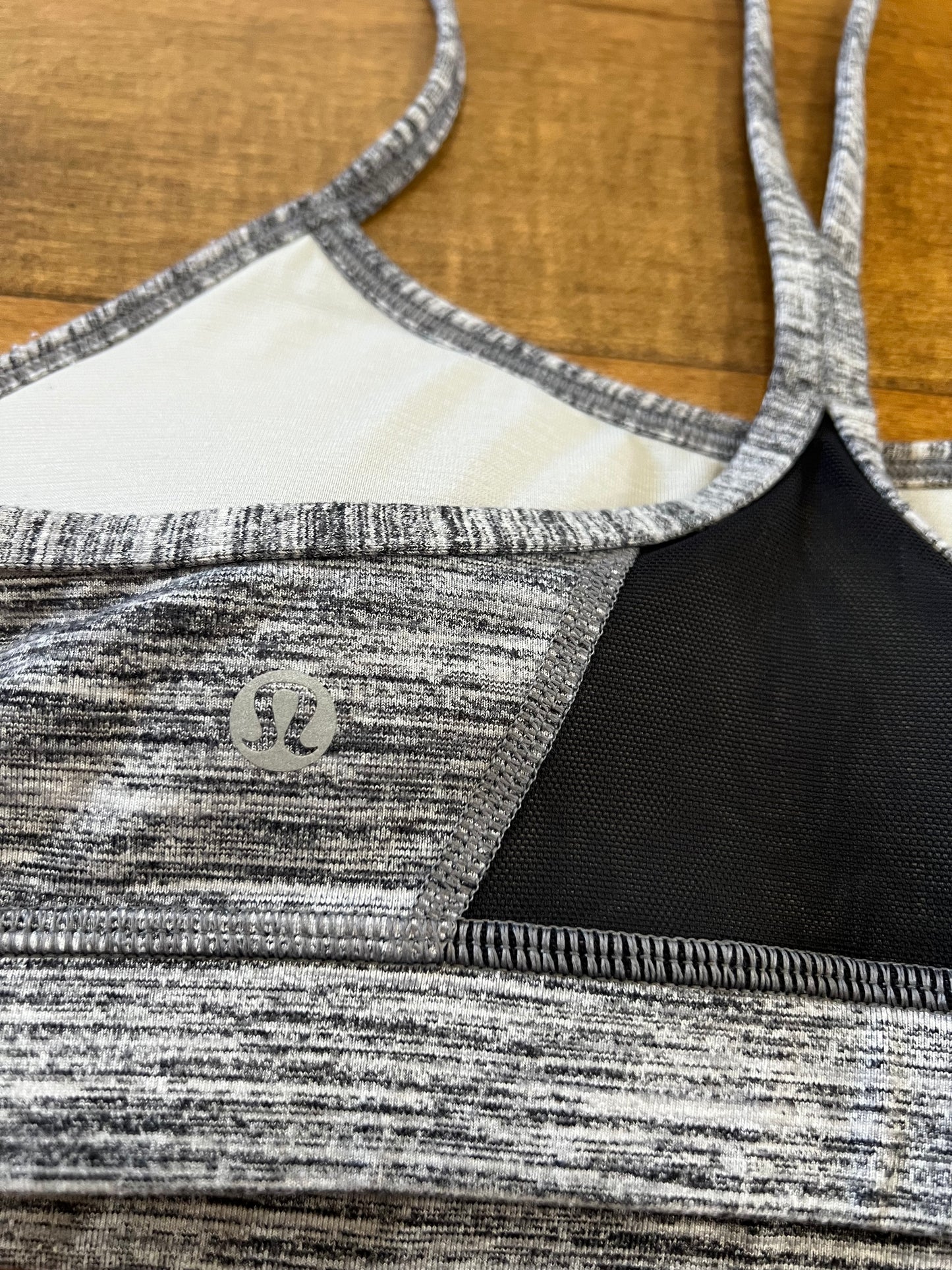 Lululemon Flow Y Bra- Sz 8