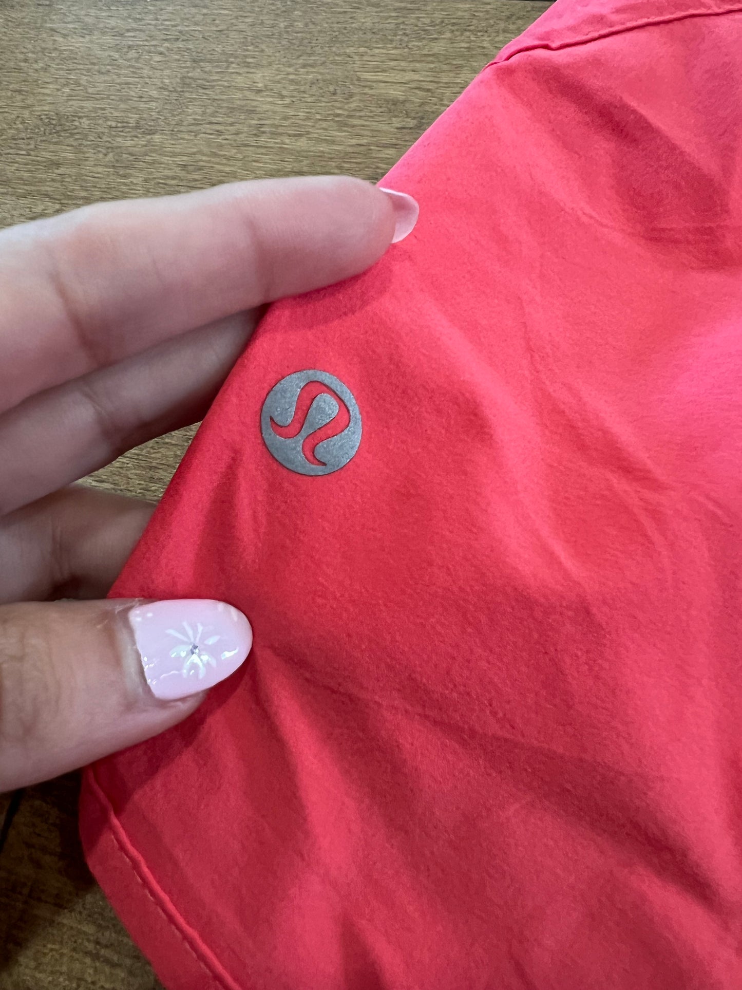 Lululemon Track That Short- Sz 8