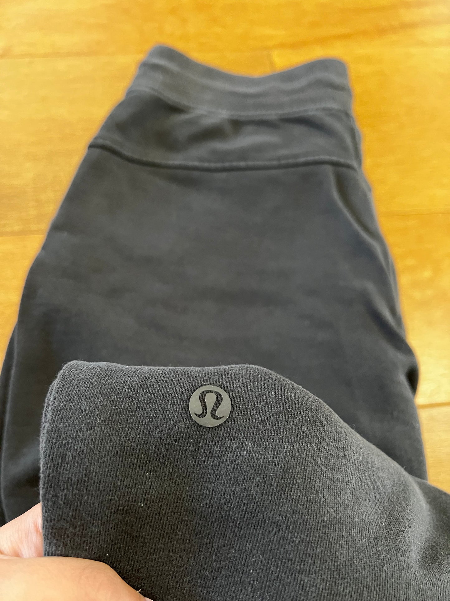 Lululemon Black Jogger- Sz 8