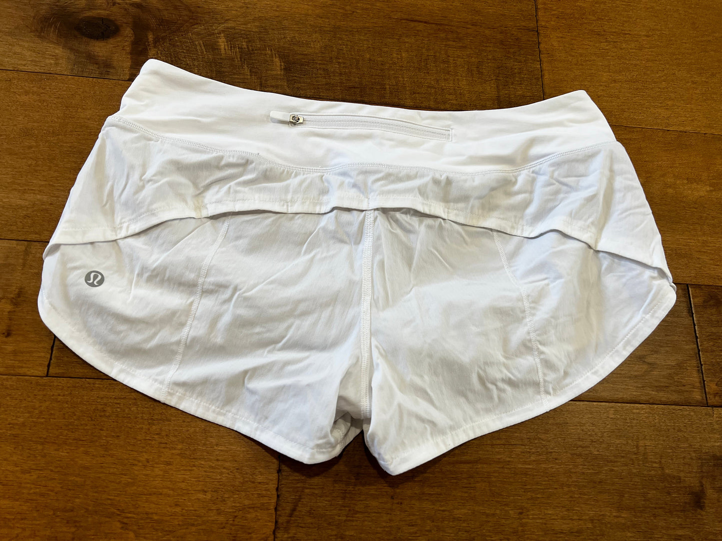 Lululemon White Speed Up Shorts- Sz 8