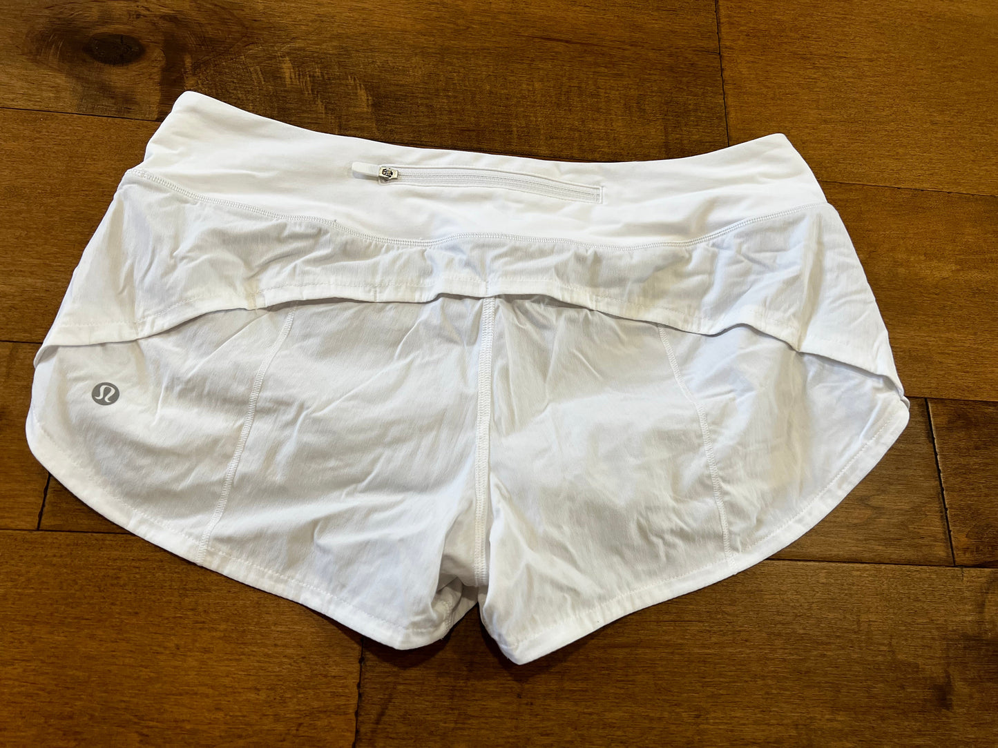 Lululemon White Speed Up Shorts- Sz 8