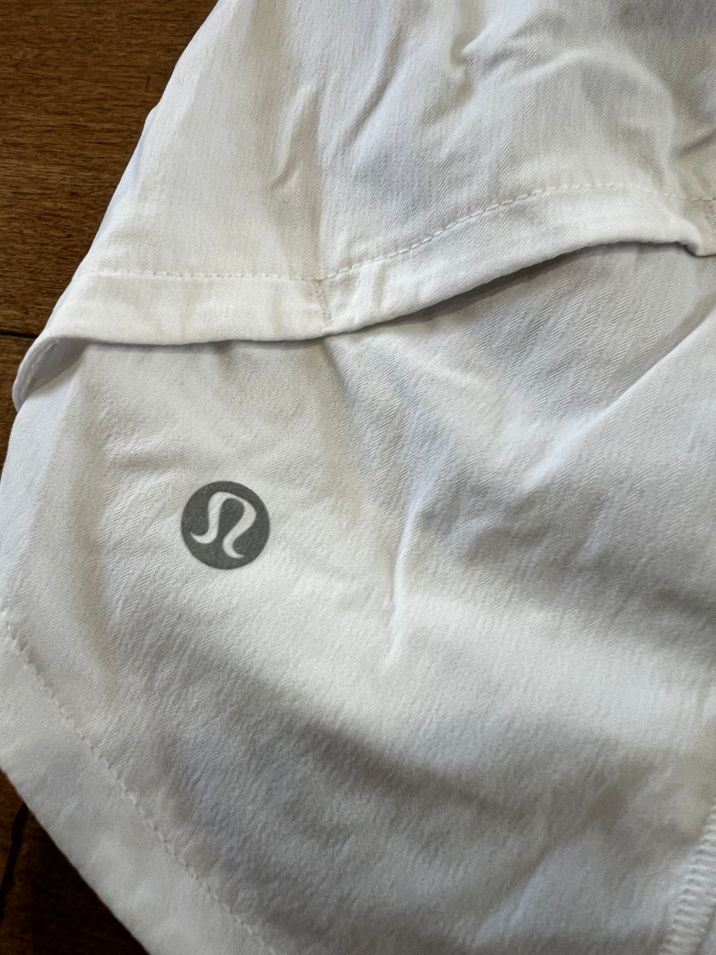 Lululemon White Speed Up Shorts- Sz 8