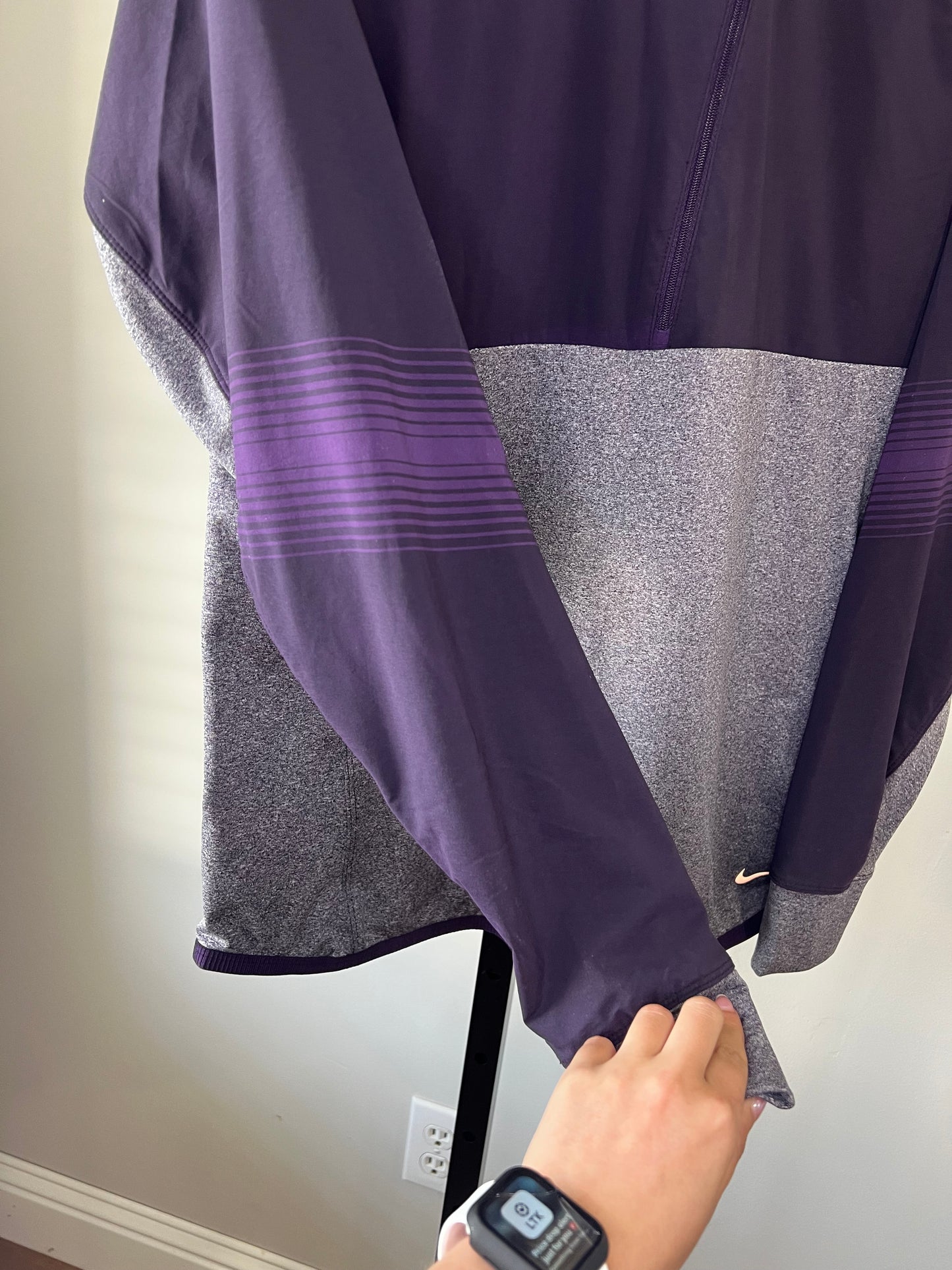 Nike Dri Fit Quarter Zip- XL