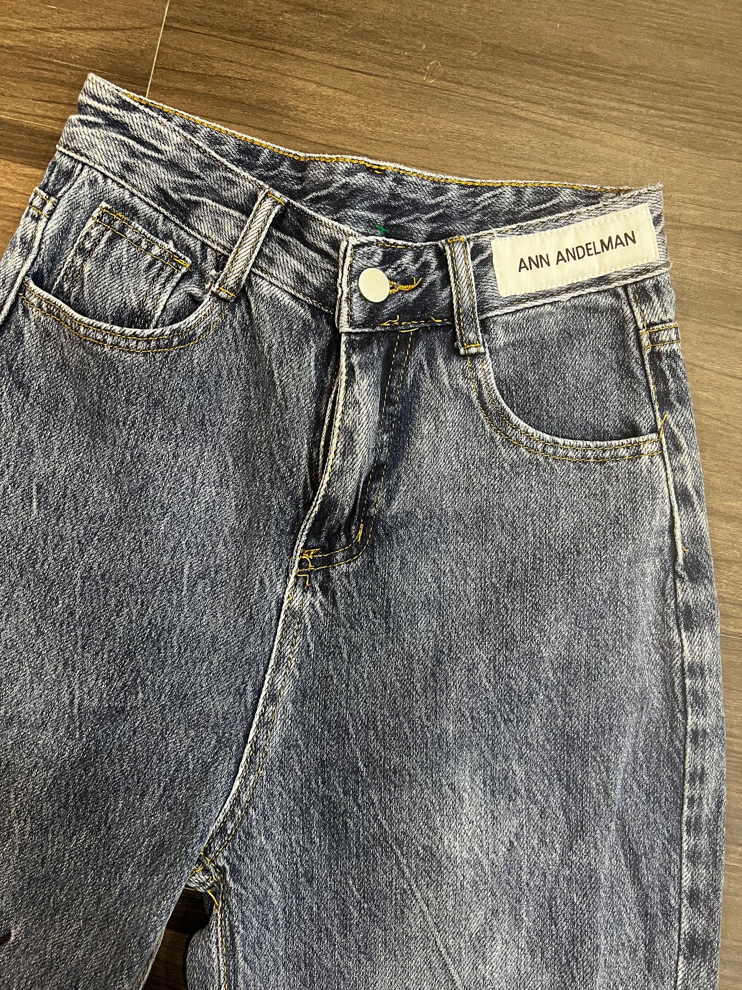 Ann Andelman Distressed Jeans