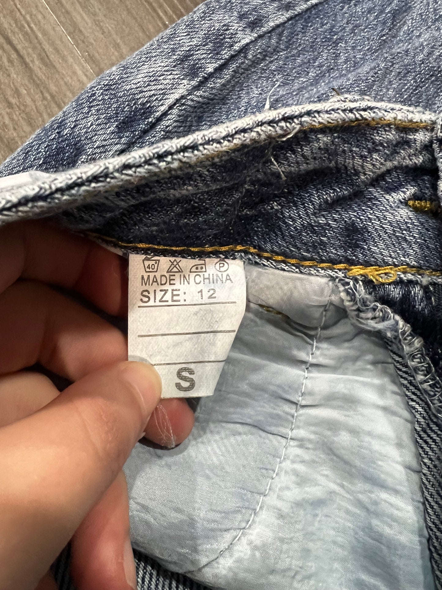 Ann Andelman Distressed Jeans