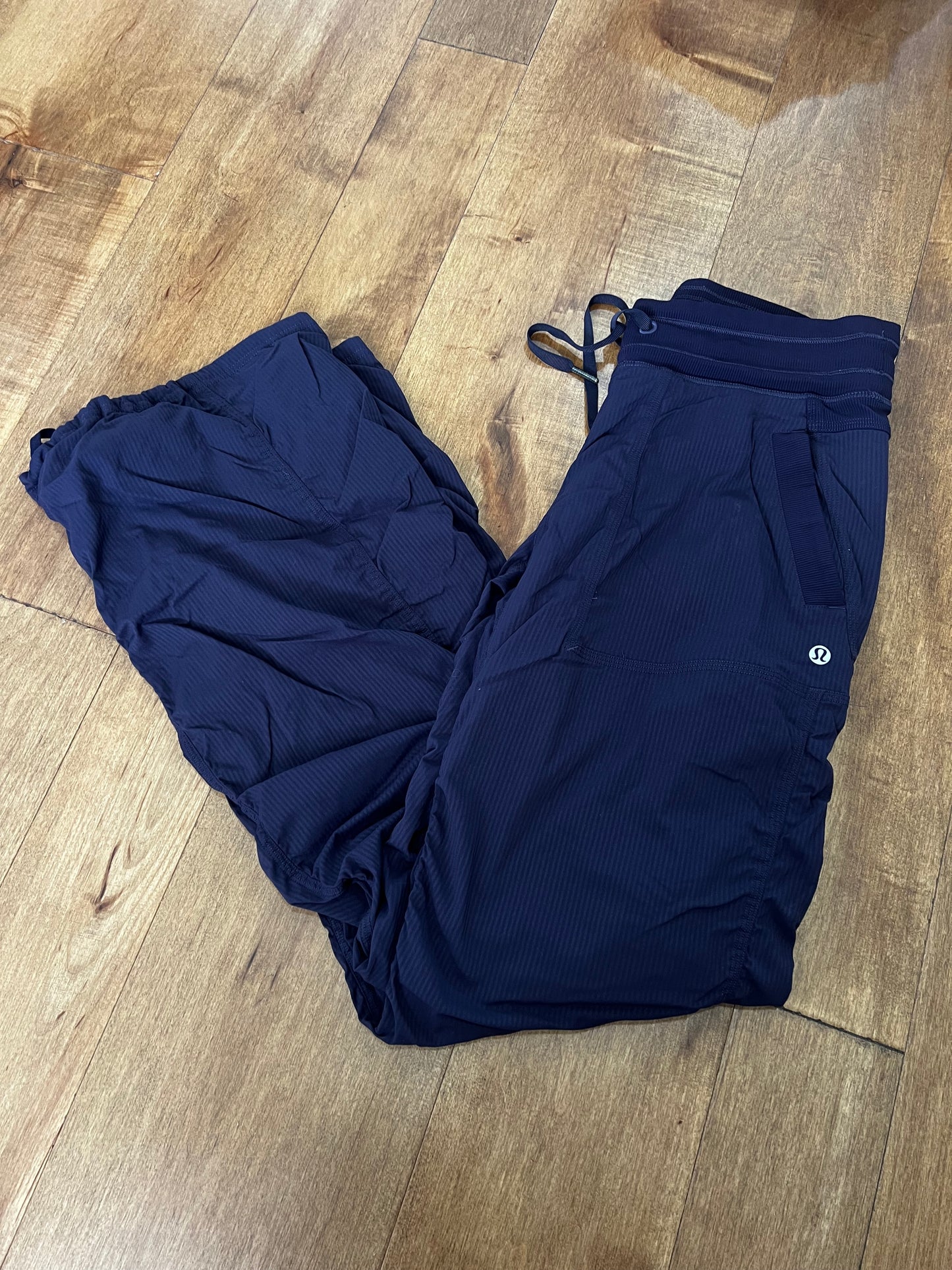 Lululemon Navy Dance Studio Pants- Sz 6