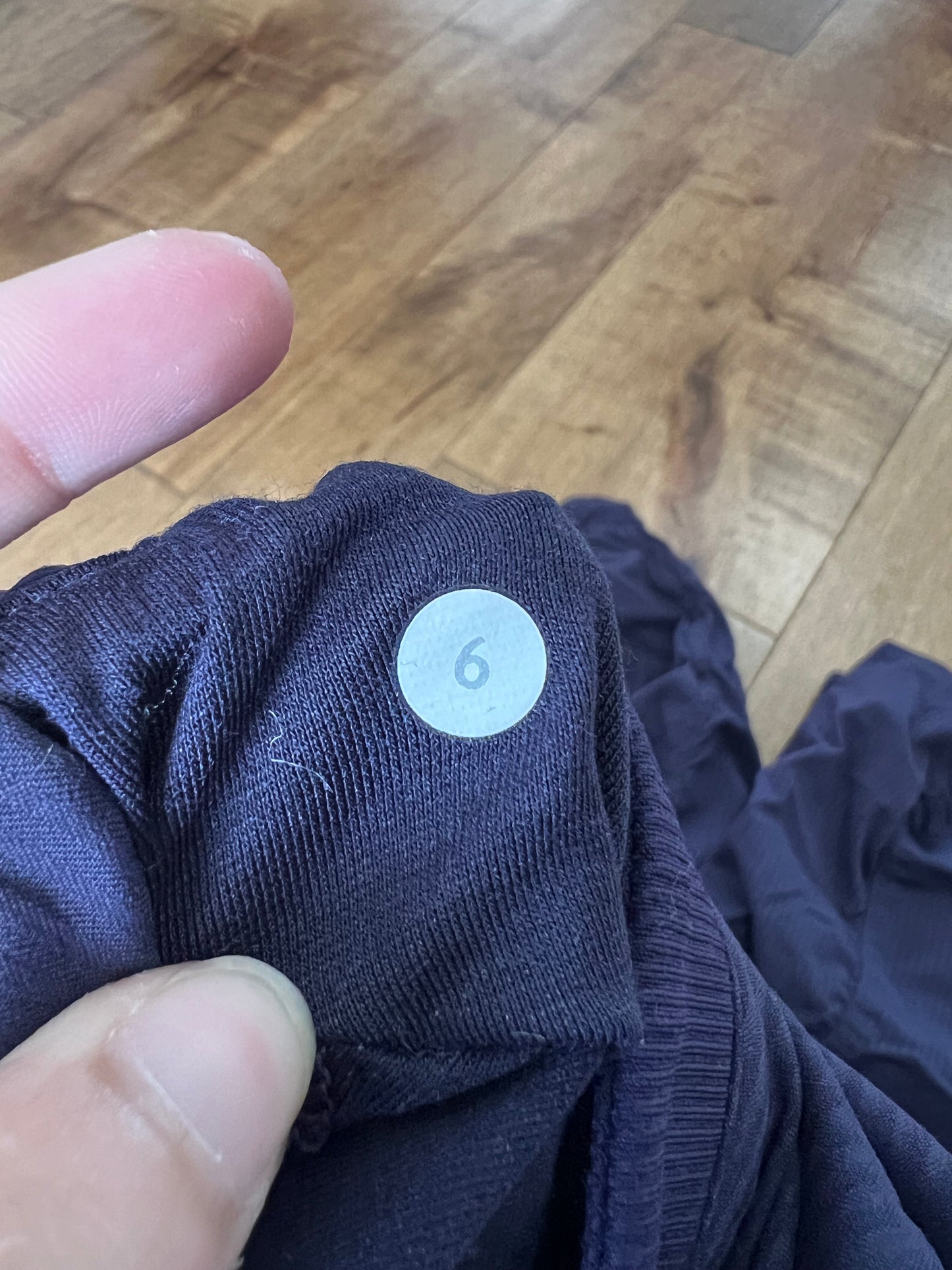 Lululemon Navy Dance Studio Pants- Sz 6