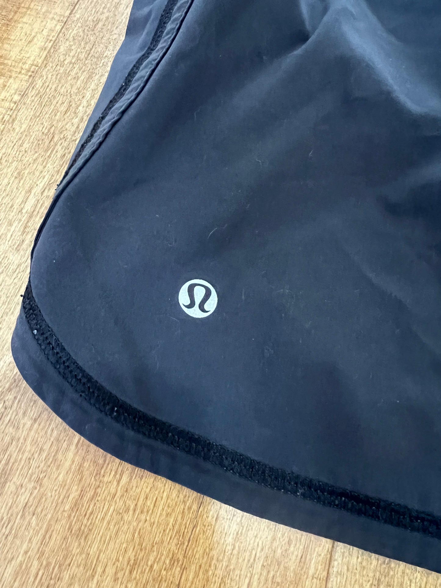 Lululemon Shorts- Sz 6Tall