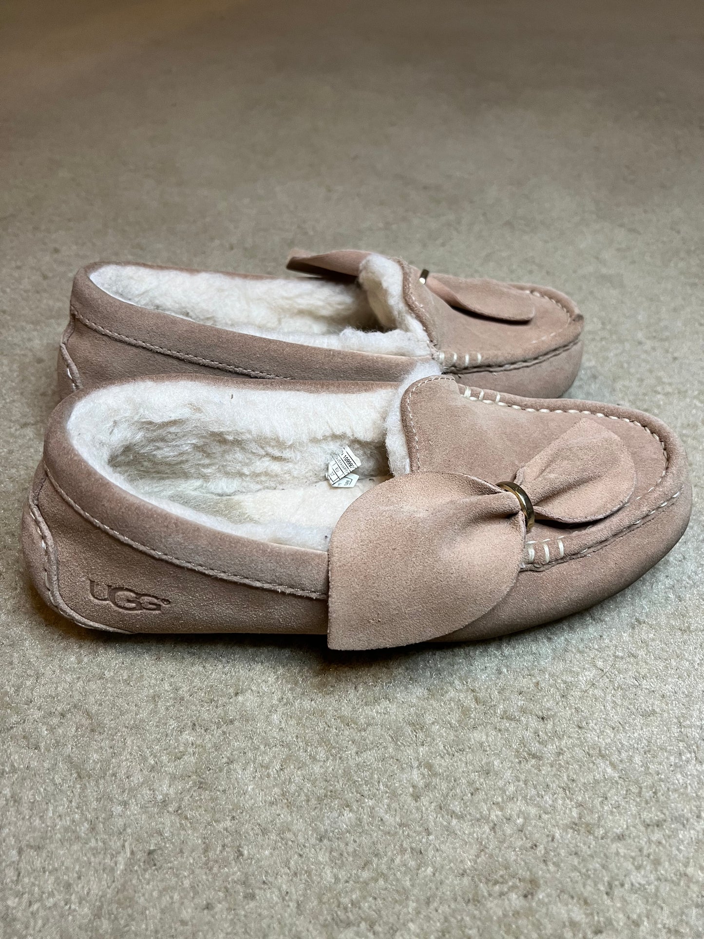 Ugg Moccasin's