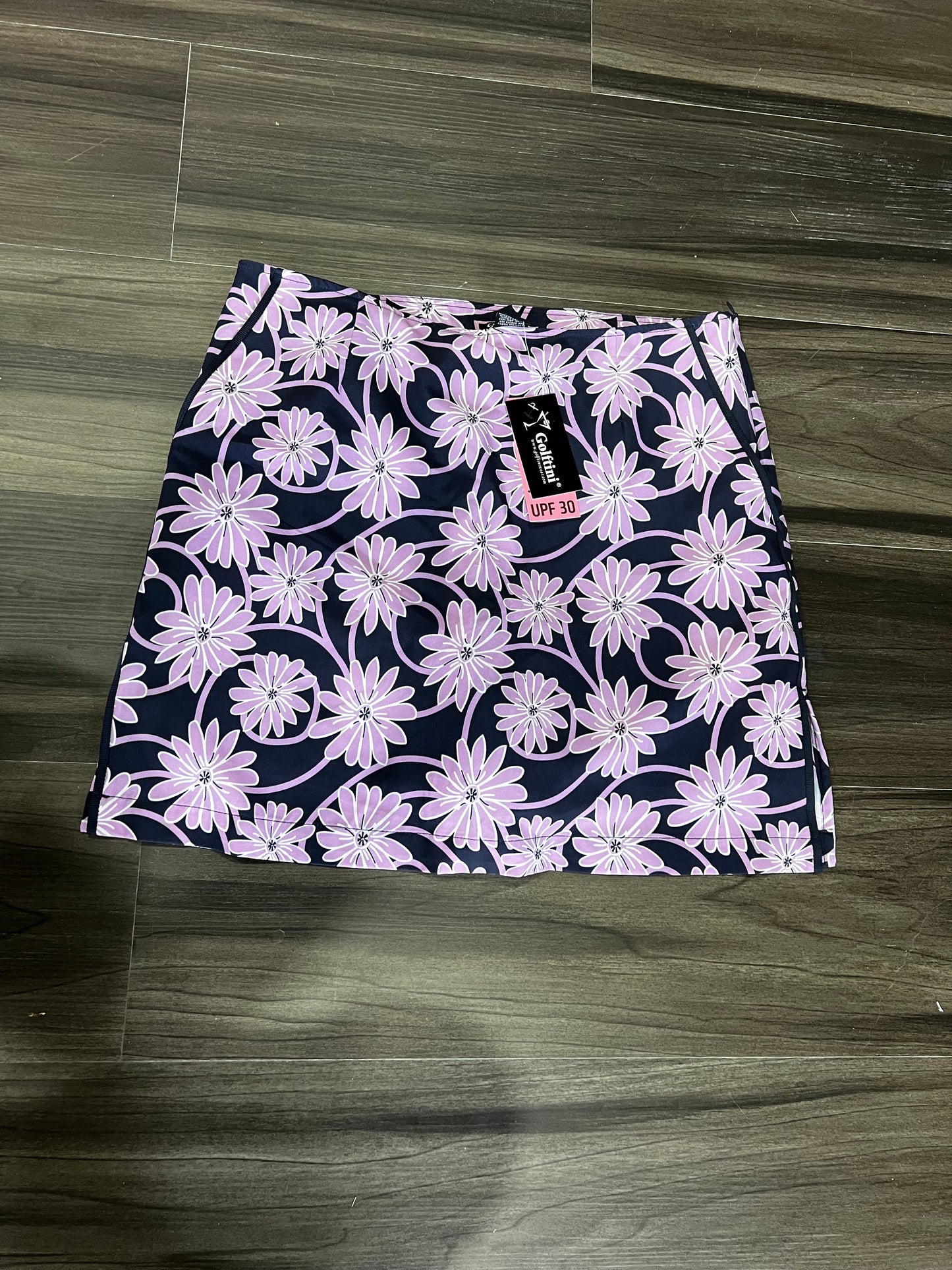 Golftini Wine Down Skort