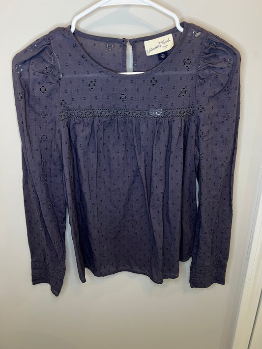 Universal Thread Navy Eyelet Lace Long Sleeve