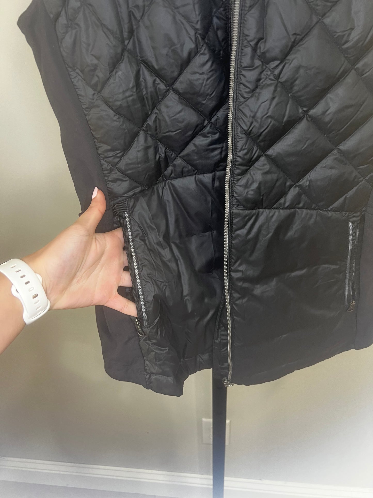 Lululemon Black Vest- 4