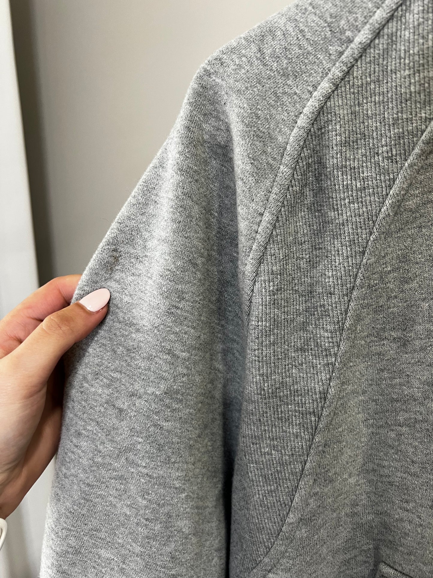 Lululemon Gray Hooded Quarter Zip Scuba- M/L