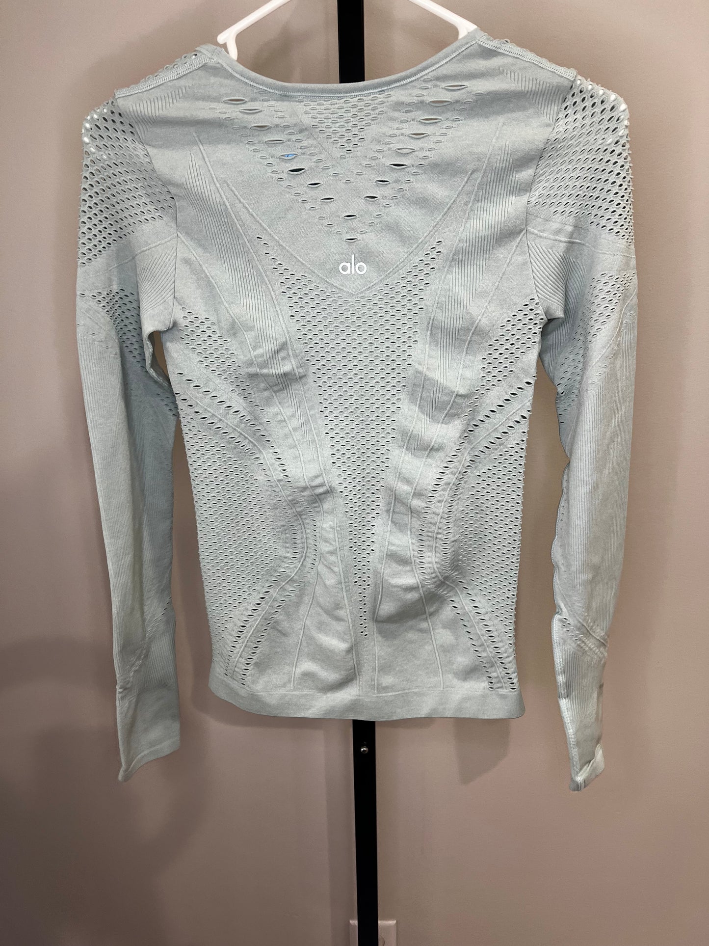 Alo Long Sleeve- Small