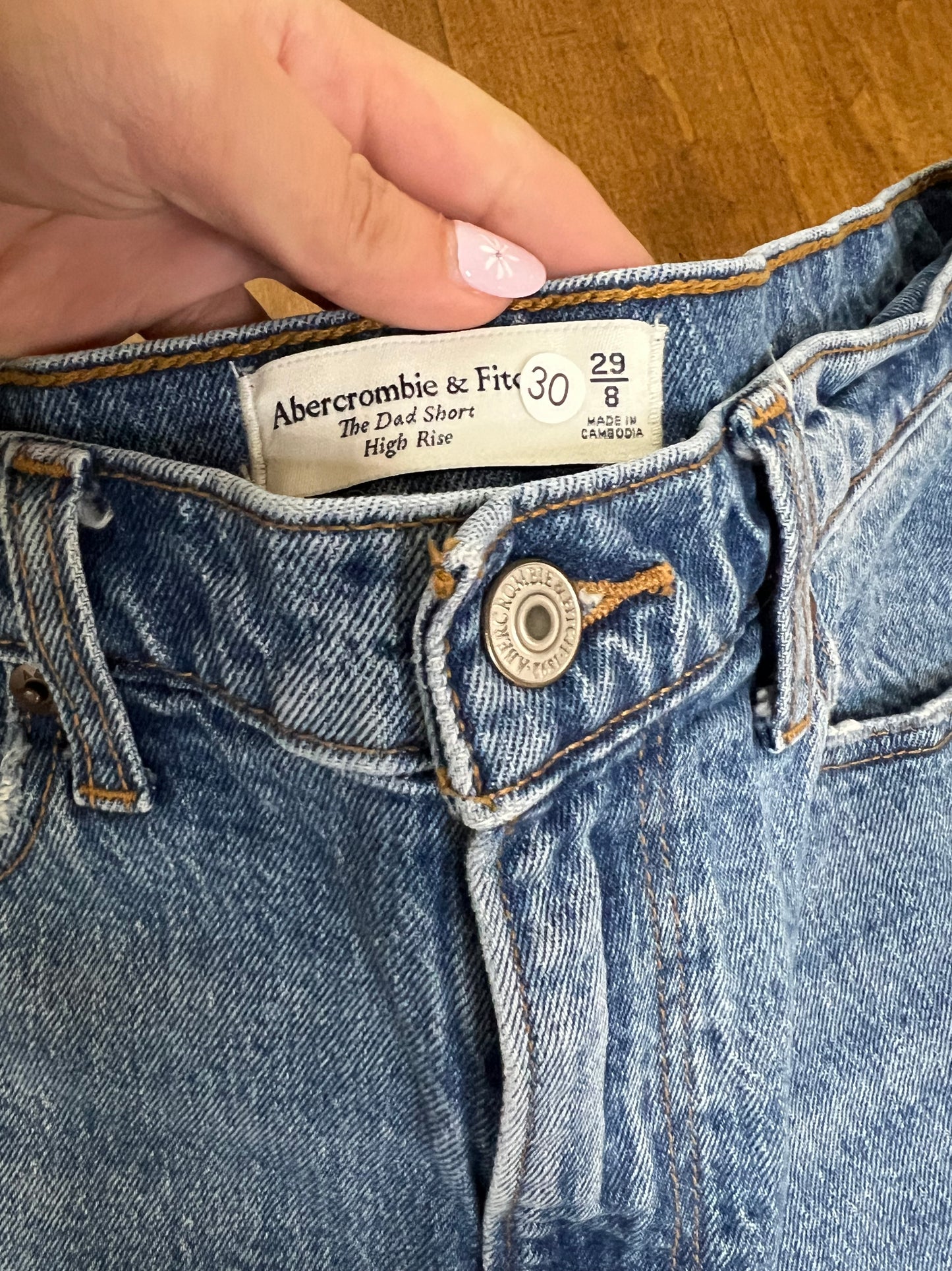 Abercrombie & Fitch Curve Love High Rise Dad Short- Sz 8