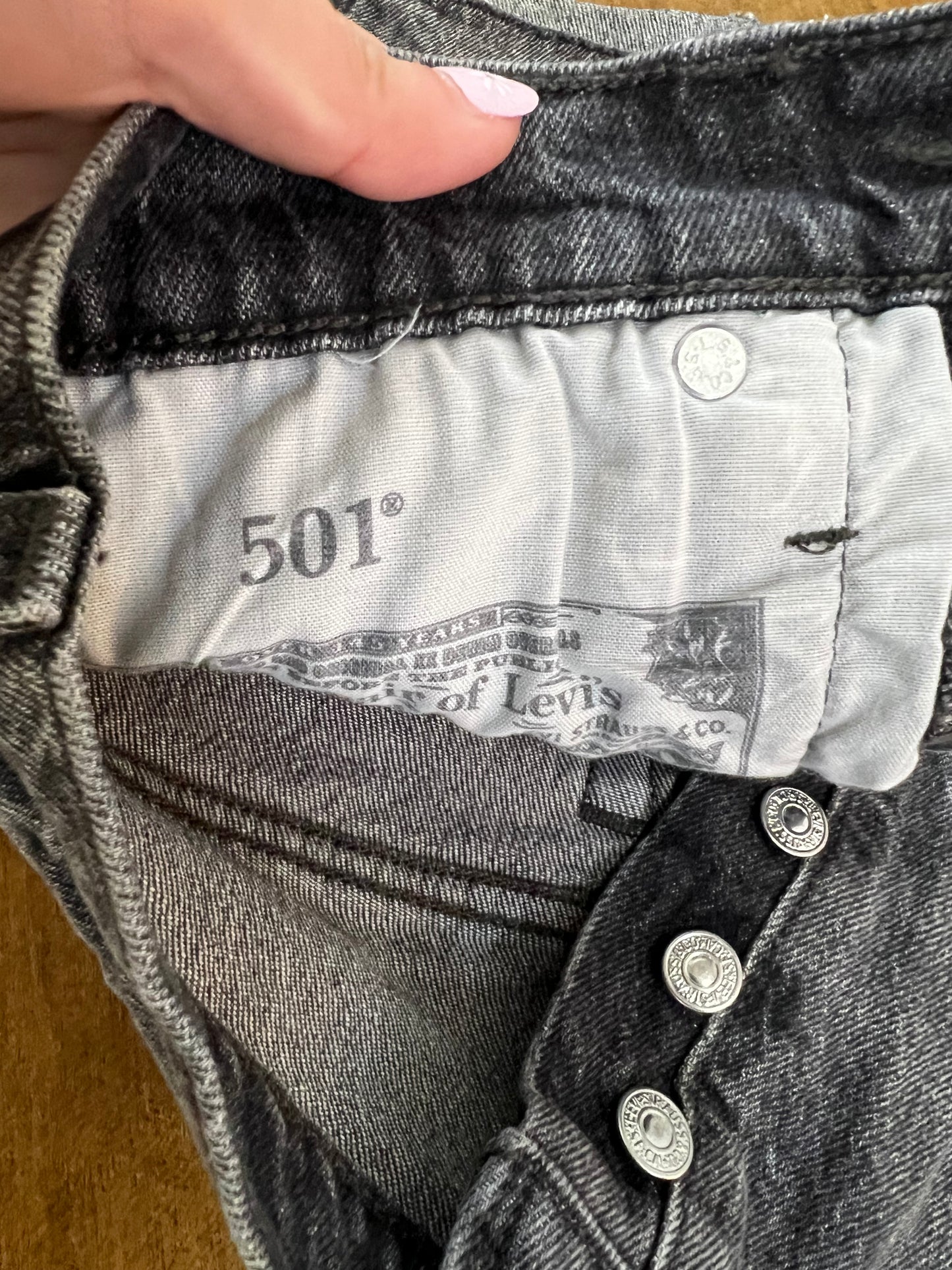Levi's 501 Black Wash Cutoff Denim Shorts- Sz 26